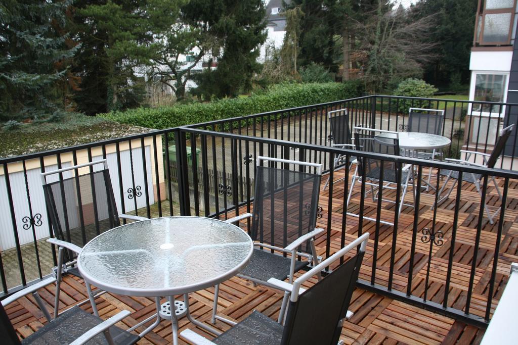Hotel Platinium Aachen Bagian luar foto