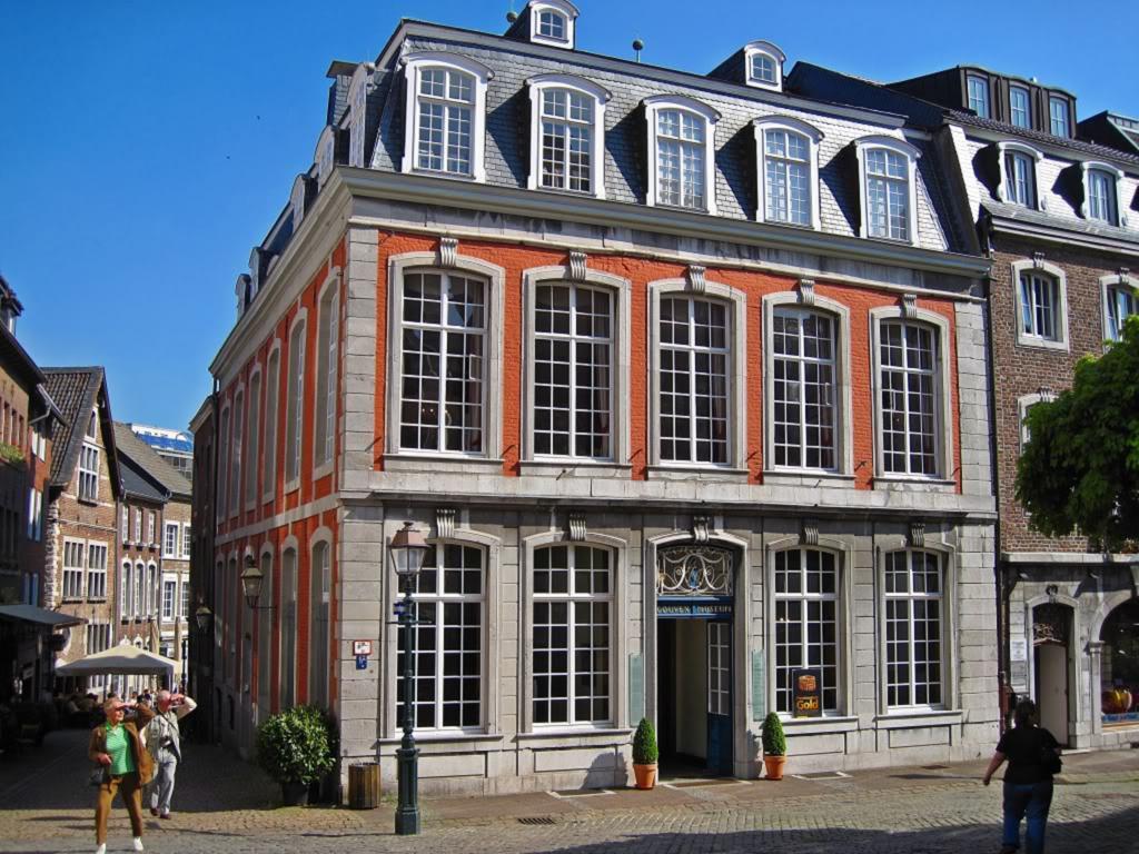 Hotel Platinium Aachen Bagian luar foto