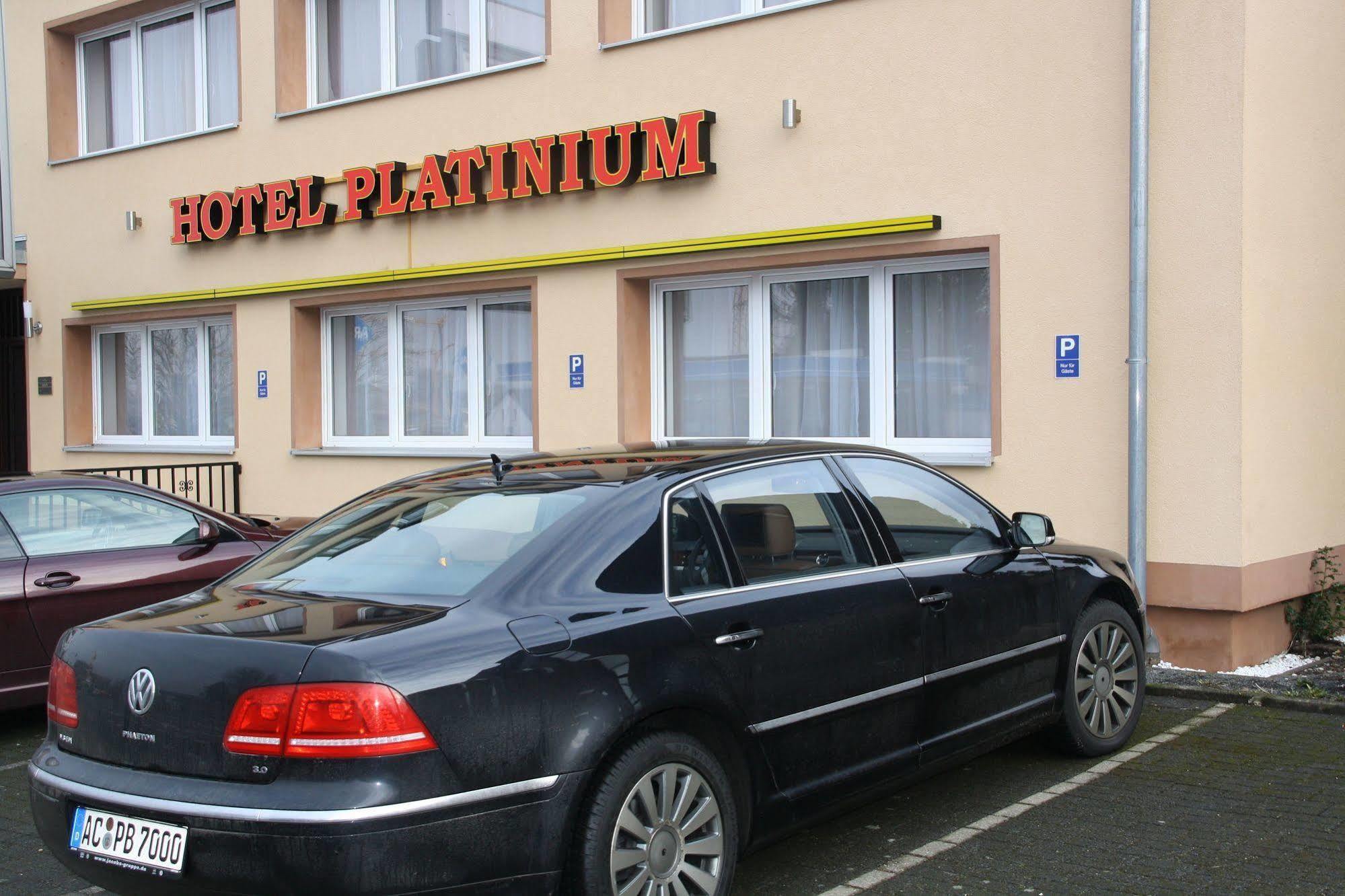 Hotel Platinium Aachen Bagian luar foto