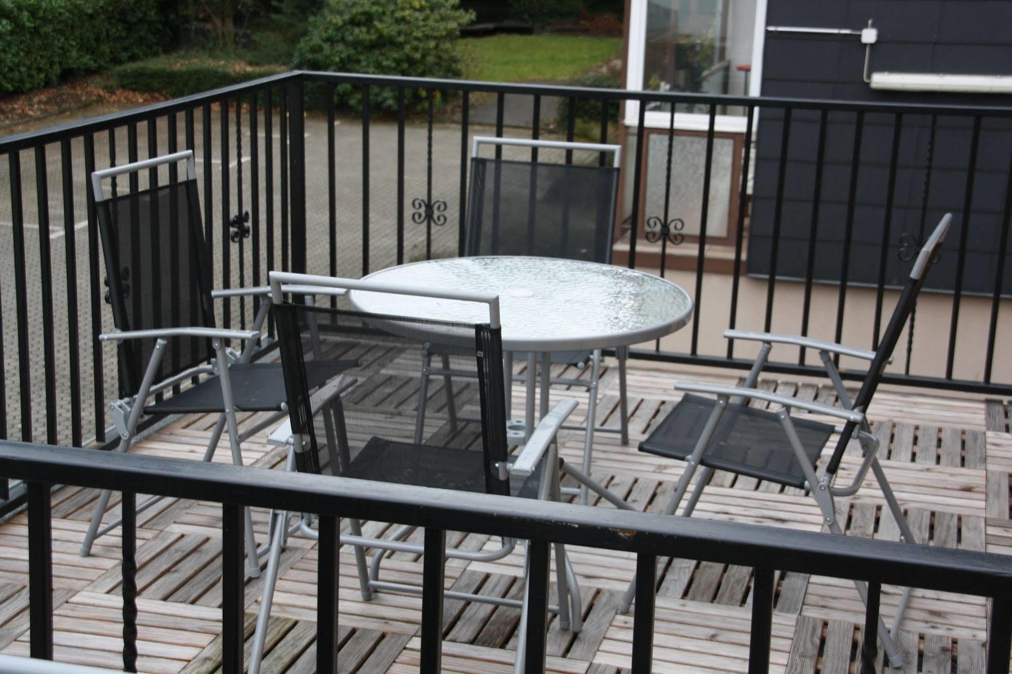 Hotel Platinium Aachen Bagian luar foto